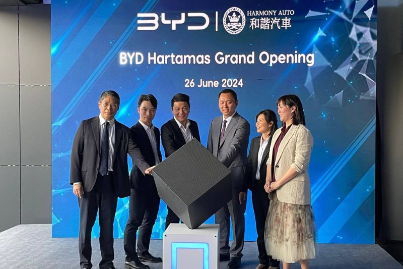 Harmony Auto&#039;s First BYD Outlet Opens In  Hartamas Shopping Centre