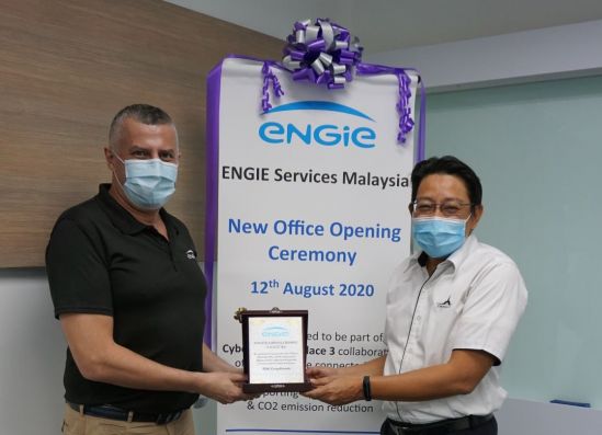 Pierre Cheyron, CEO, ENGIE South East Asia and Najib Ibrahim, Managing Director, Cyberview Sdn. Bhd_12 Aug