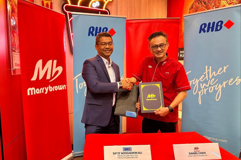 Marrybrown Joins Forces With RHB Islamic Bank to Reward Students with RHB MySiswa Card-i