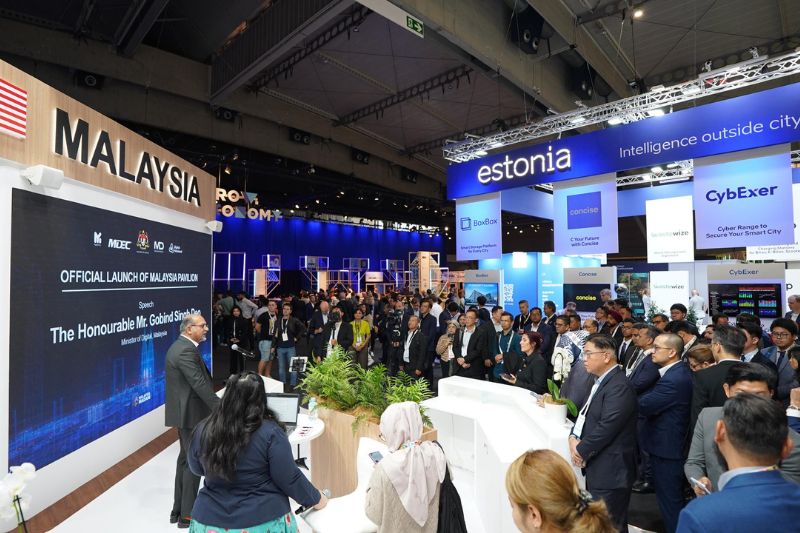 MDEC, DNB &amp; MyDigital Display Malaysia&#039;s Innovations  Through The Malaysia Pavilion at SCEWC Barcelona  2024