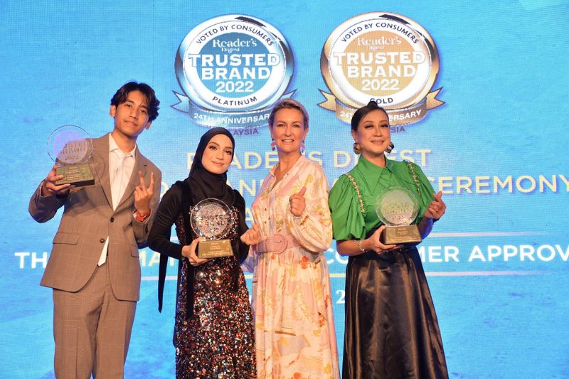 Maybank, Pantai Hospital, Petronas and Top 4 Malaysian Personalities amongst the 2022 Reader’s Digest Trusted Brands Awards Winners