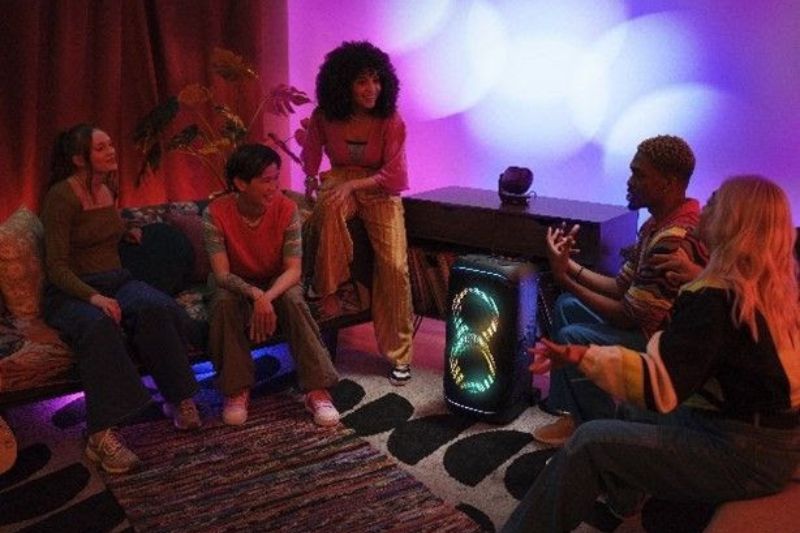 LIGHTS and SOUNDS at the JBL Rewind Revolution Roadshow